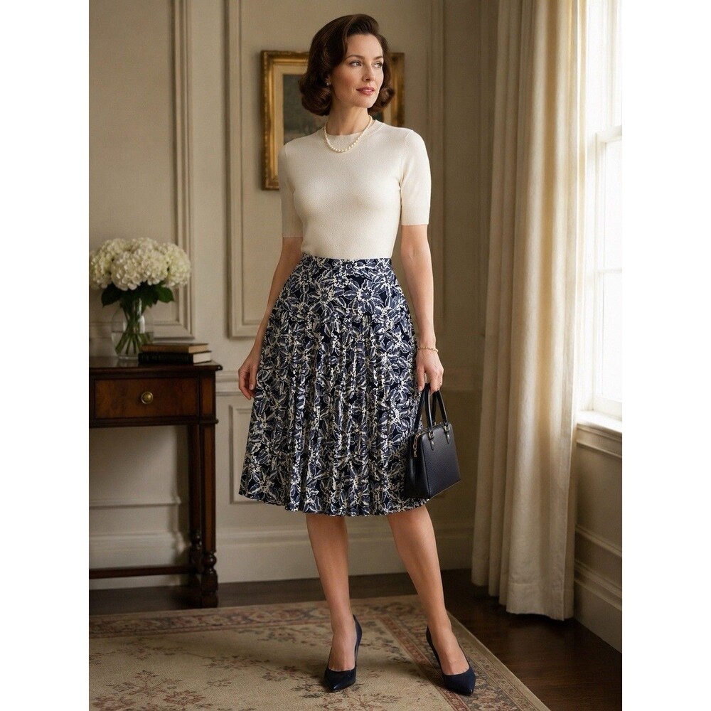 Unbranded Vintage Blue Floral Box Pleat Skirt Size 12 Yolked Waist Classic
